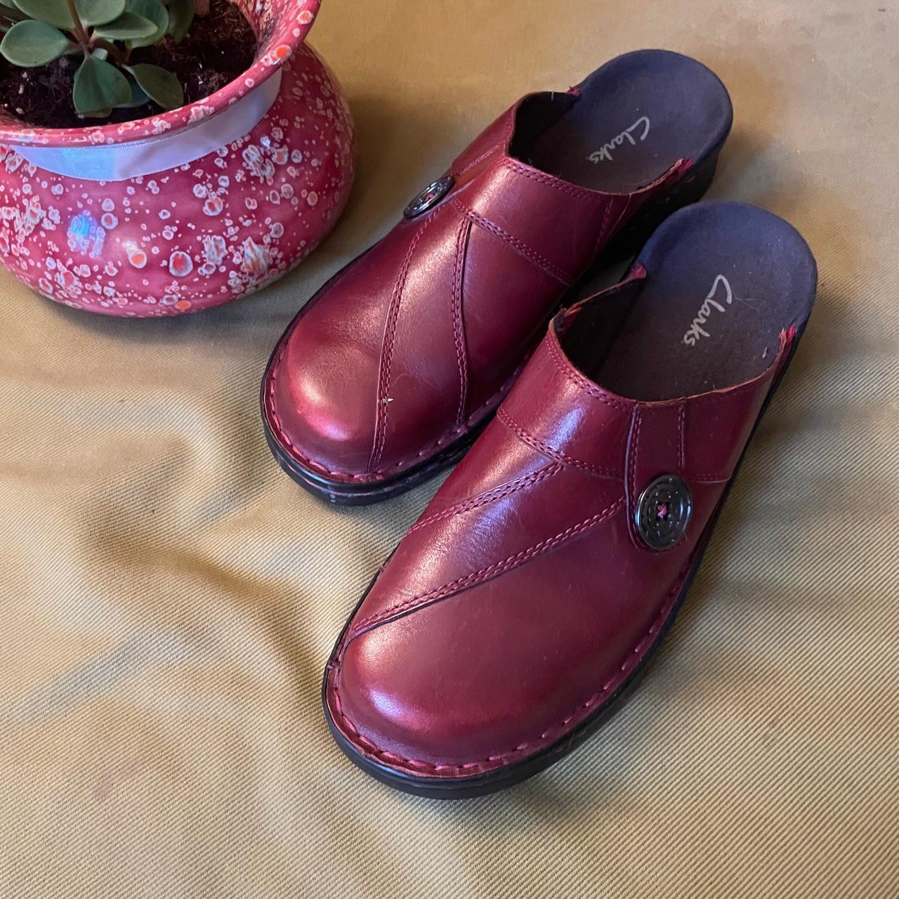 clarks clogs on sale