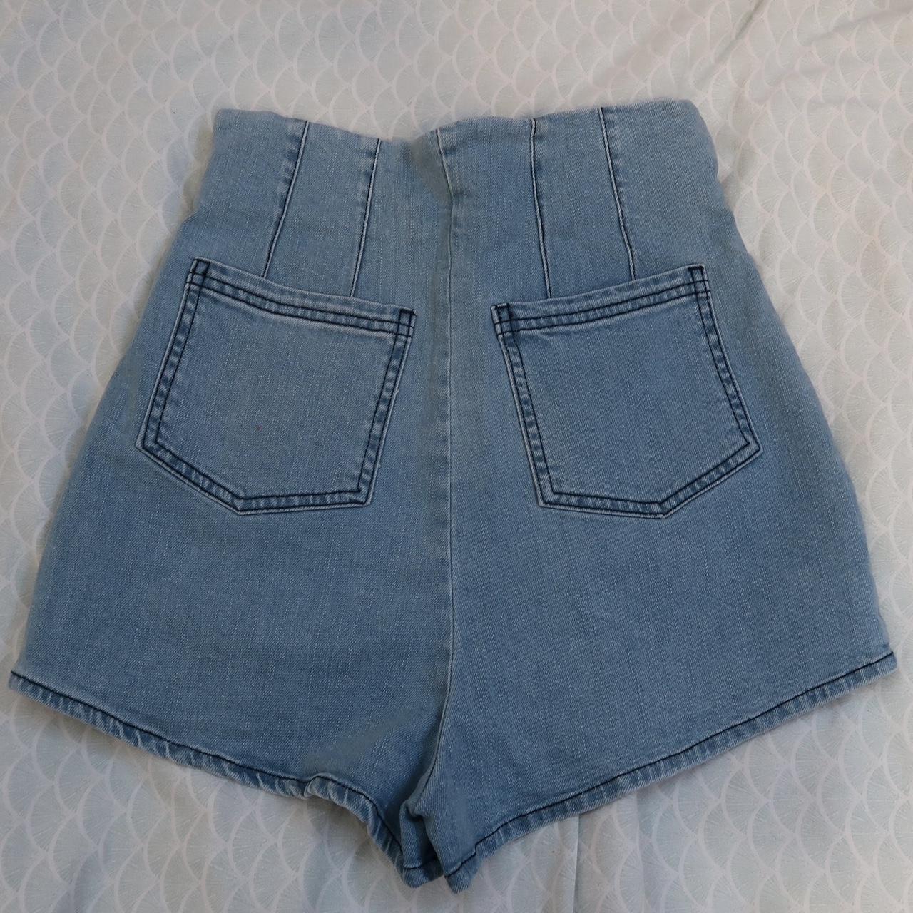 Finders Keepers Women's Blue Shorts (2)