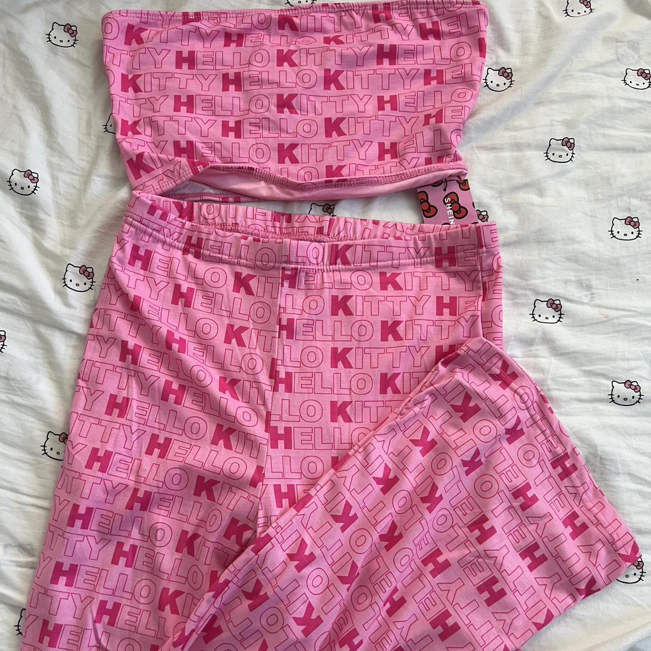 item listed by mialovez