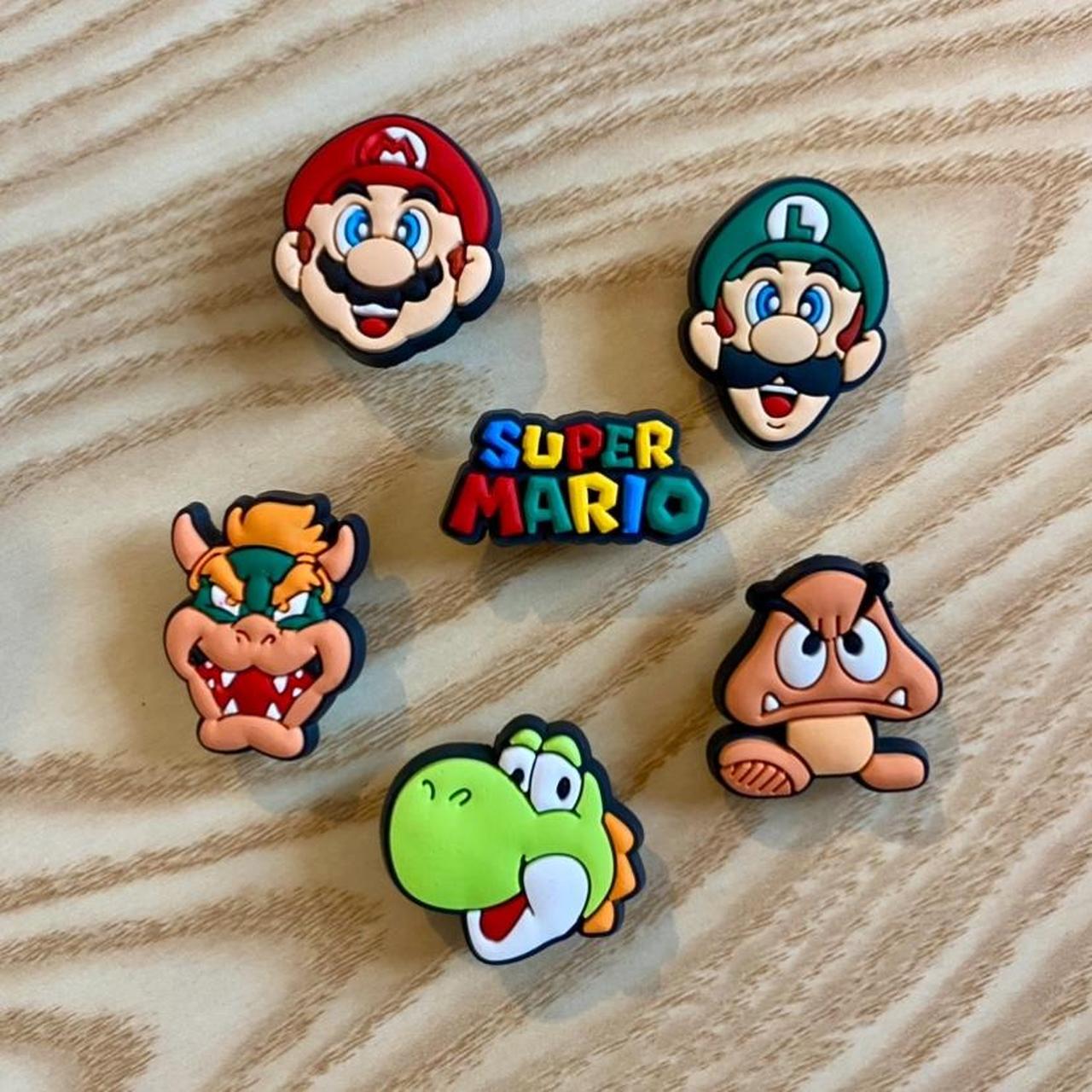 Super mario online clogs