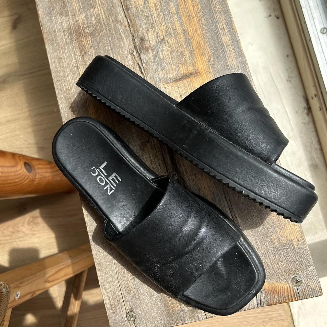 plain black sliders womens