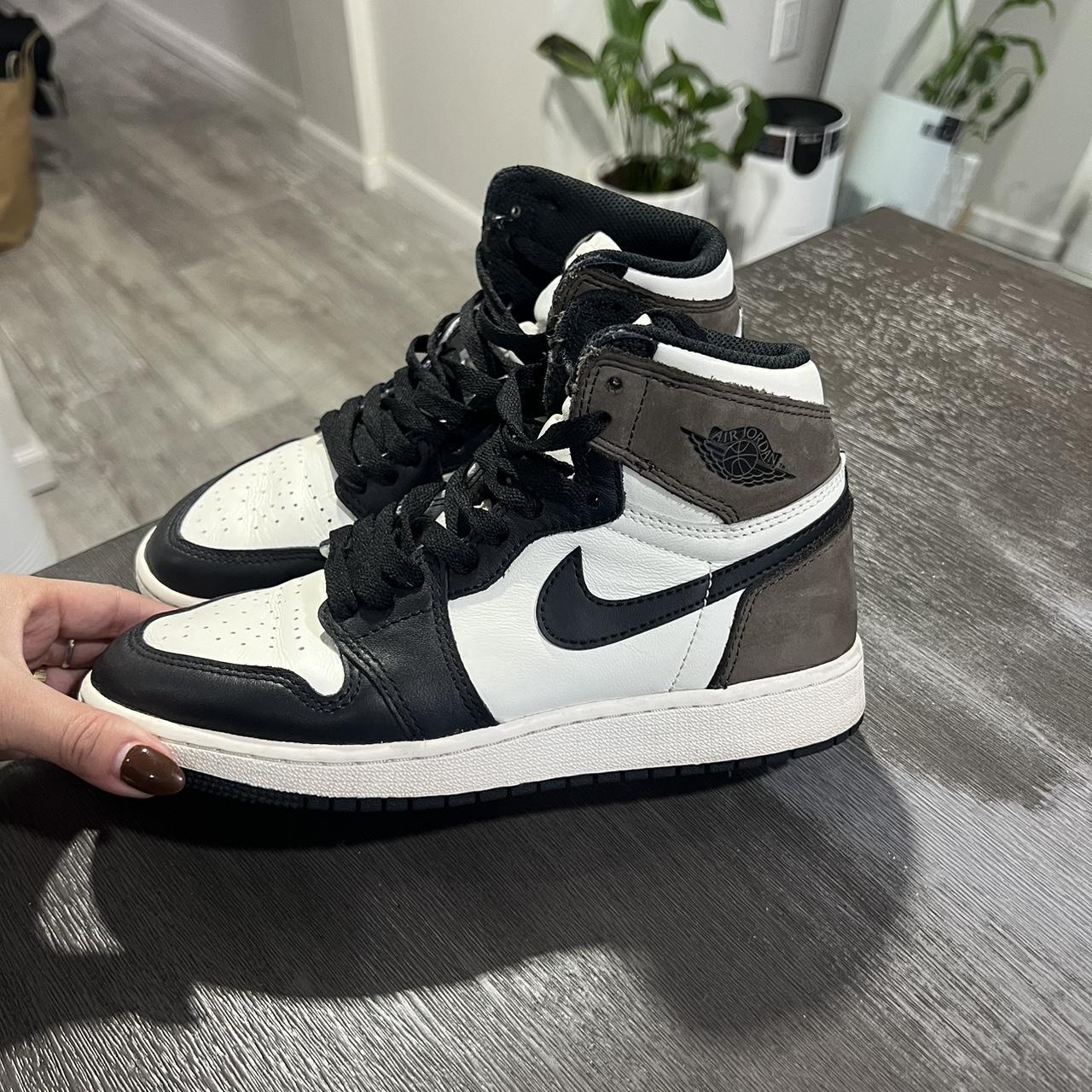 jordan 1 mocha sizes