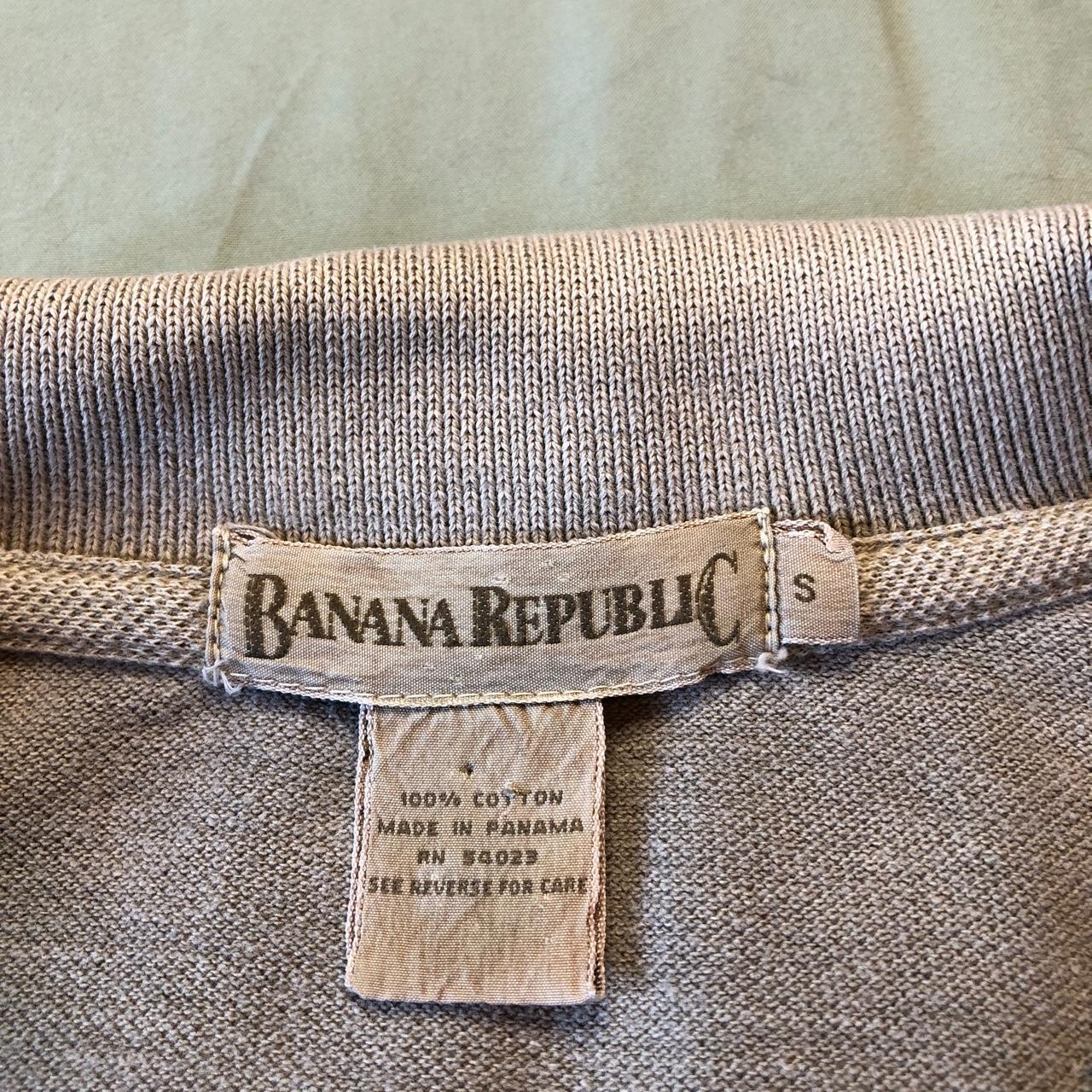 Banana Republic Men's Green and Khaki Poloshirts Depop