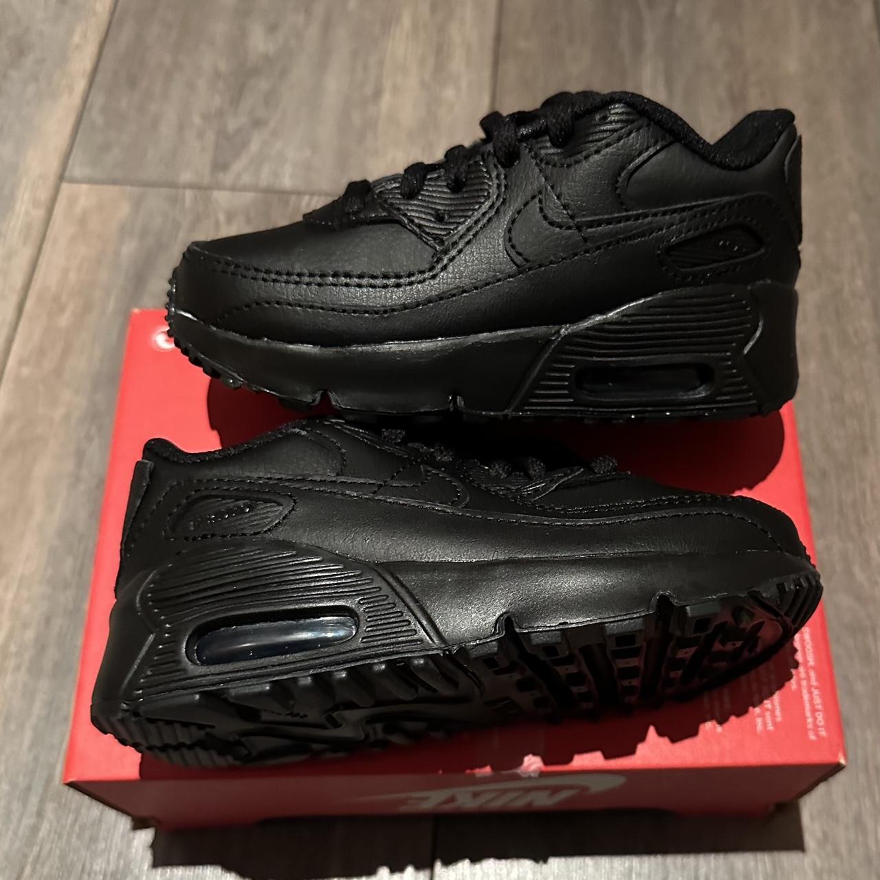 Nike junior air max 90 clearance leather trainer black / black