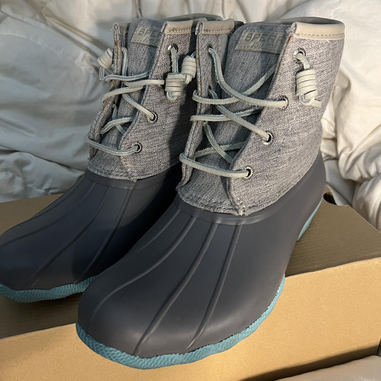 Gray and blue 2024 sperry boots