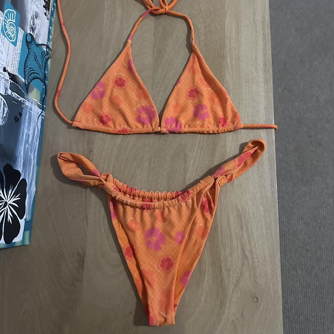 Siesta club orange hibiscus bikini Size small Worn... - Depop