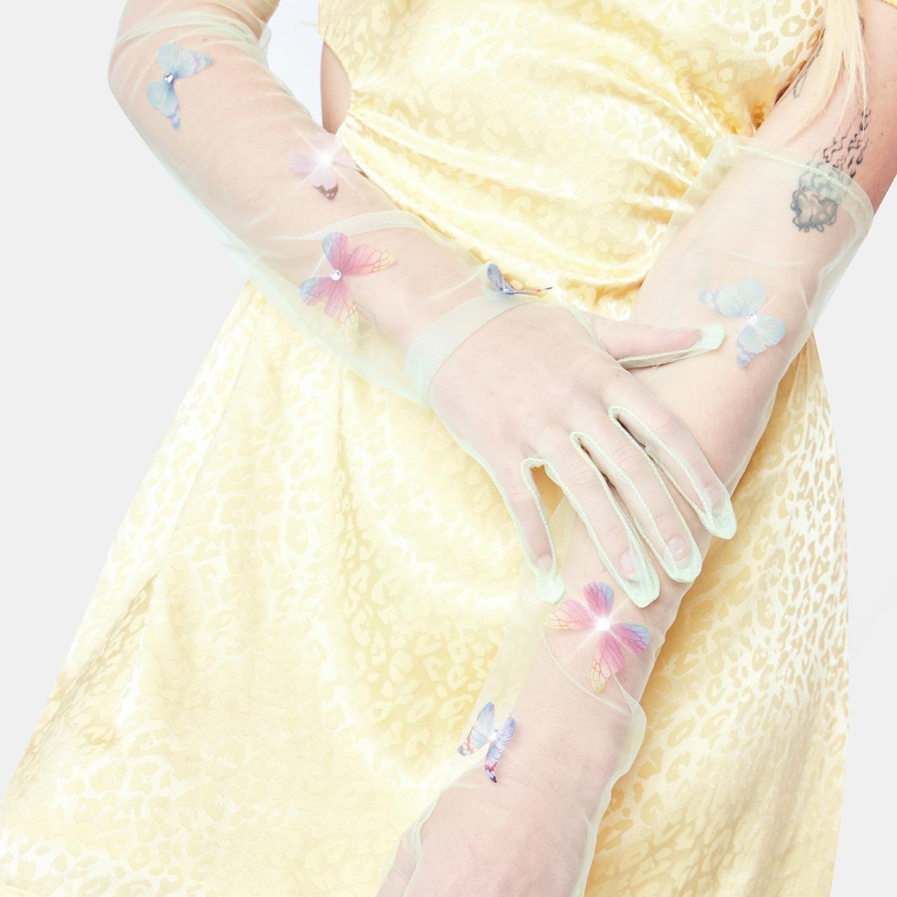 Dolls Kill Women's Green Gloves Depop