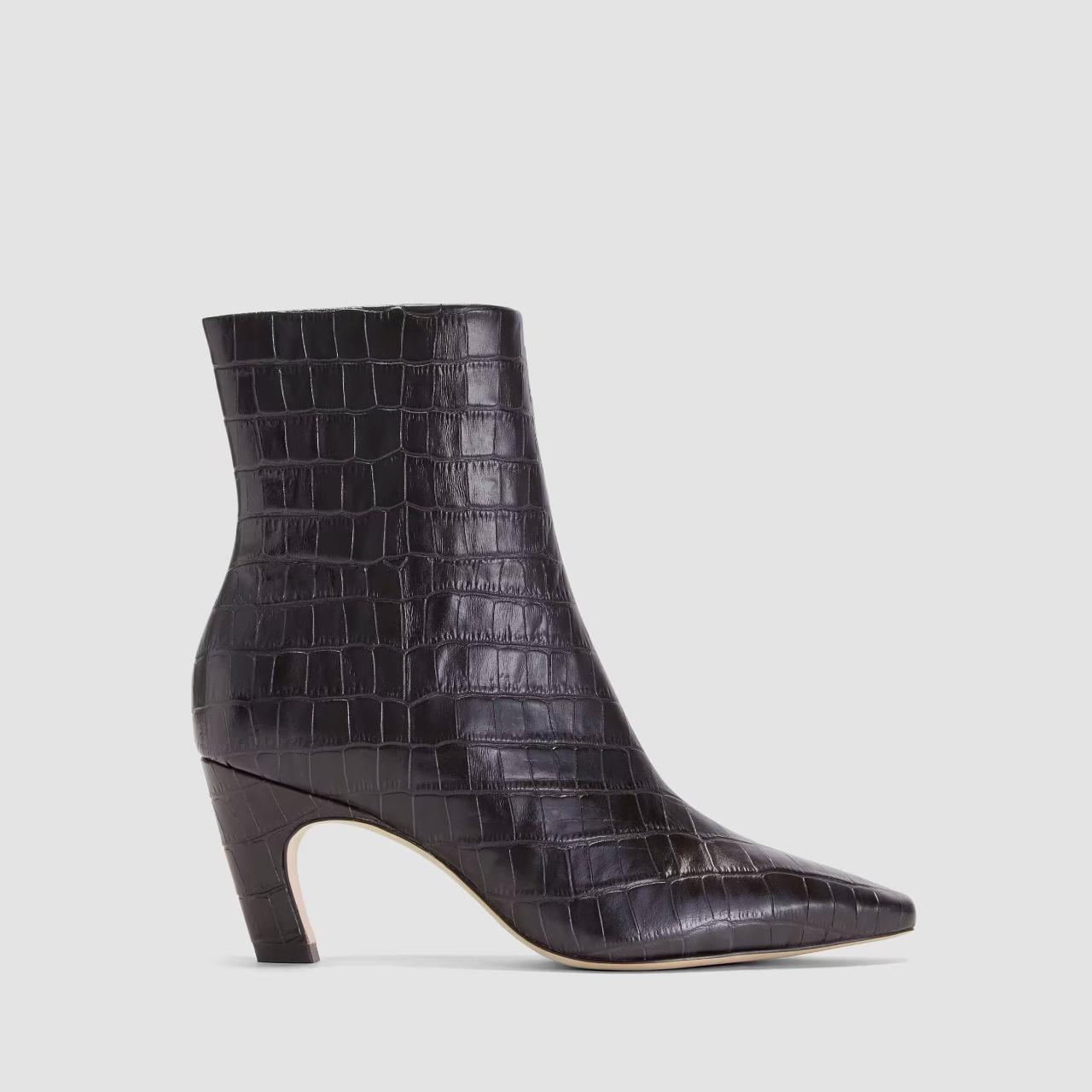 The heel clearance boot everlane