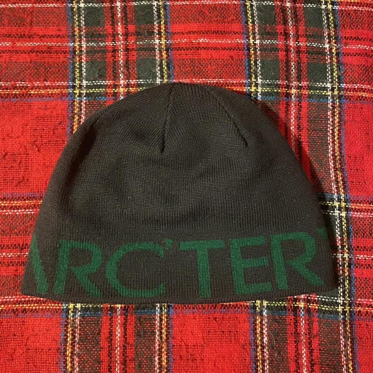 Arc'teryx Men's Green Hat Depop
