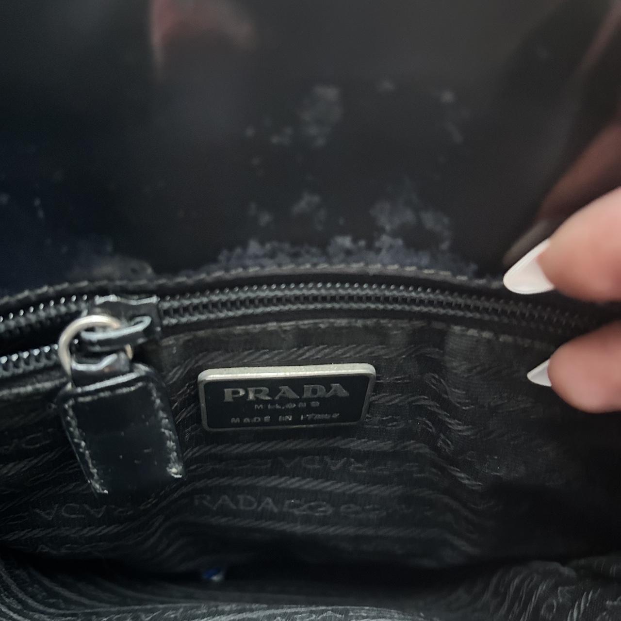 Prada Spalatzo hand bag needs leather repair on corner - Depop