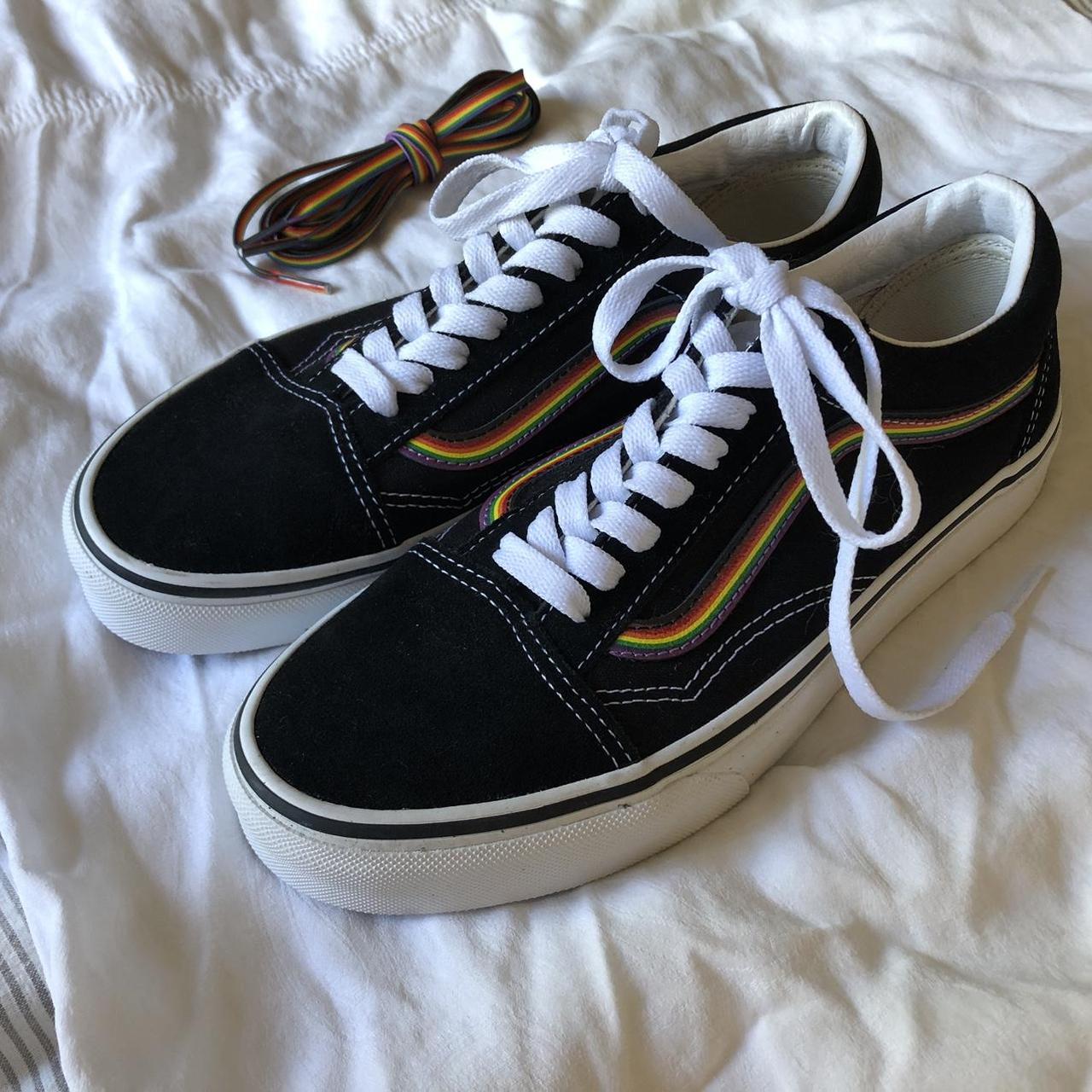 Vans old skool rainbow mark hot sale shoes black