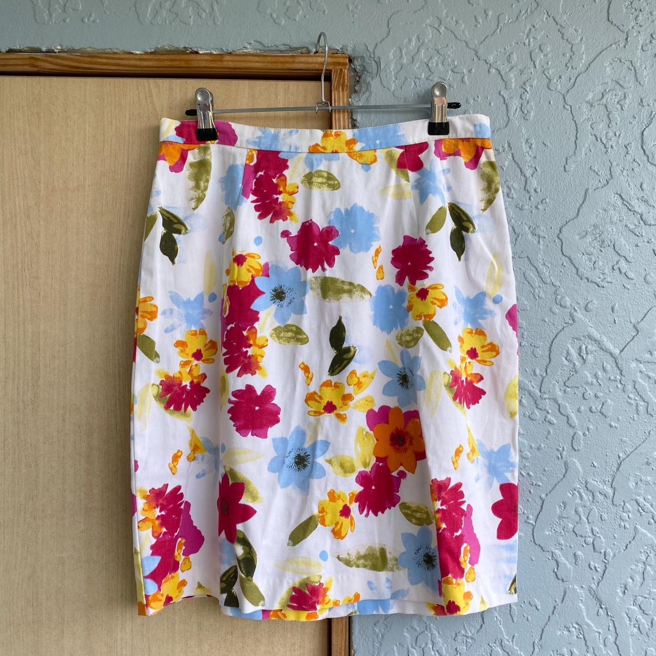 2000s Watercolour Colourful Floral Pencil Skirt ... - Depop