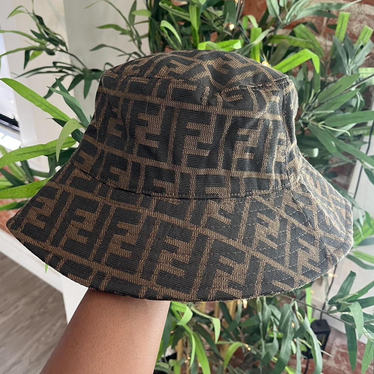 San Francisco 49ers Bucket Hats in Grey (Adults - Depop