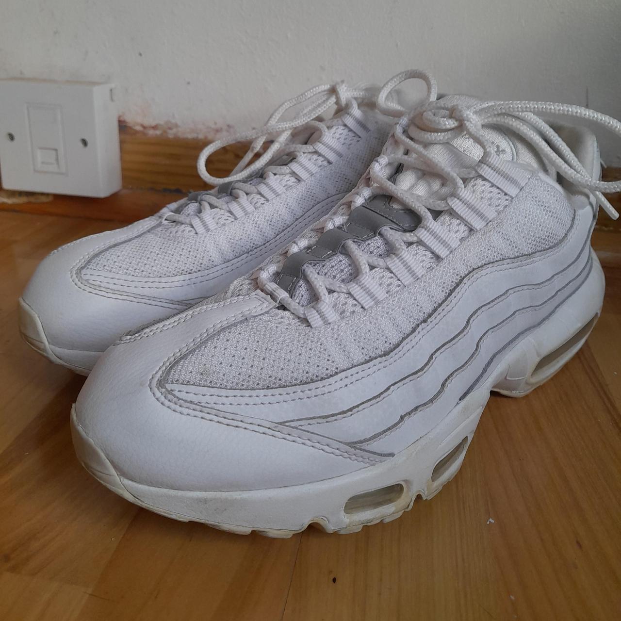mens white nike 95 trainers