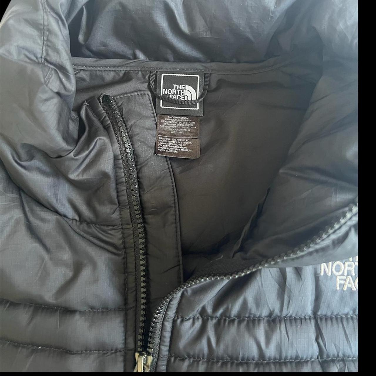 North Face 550 zip up puffer vest - Depop