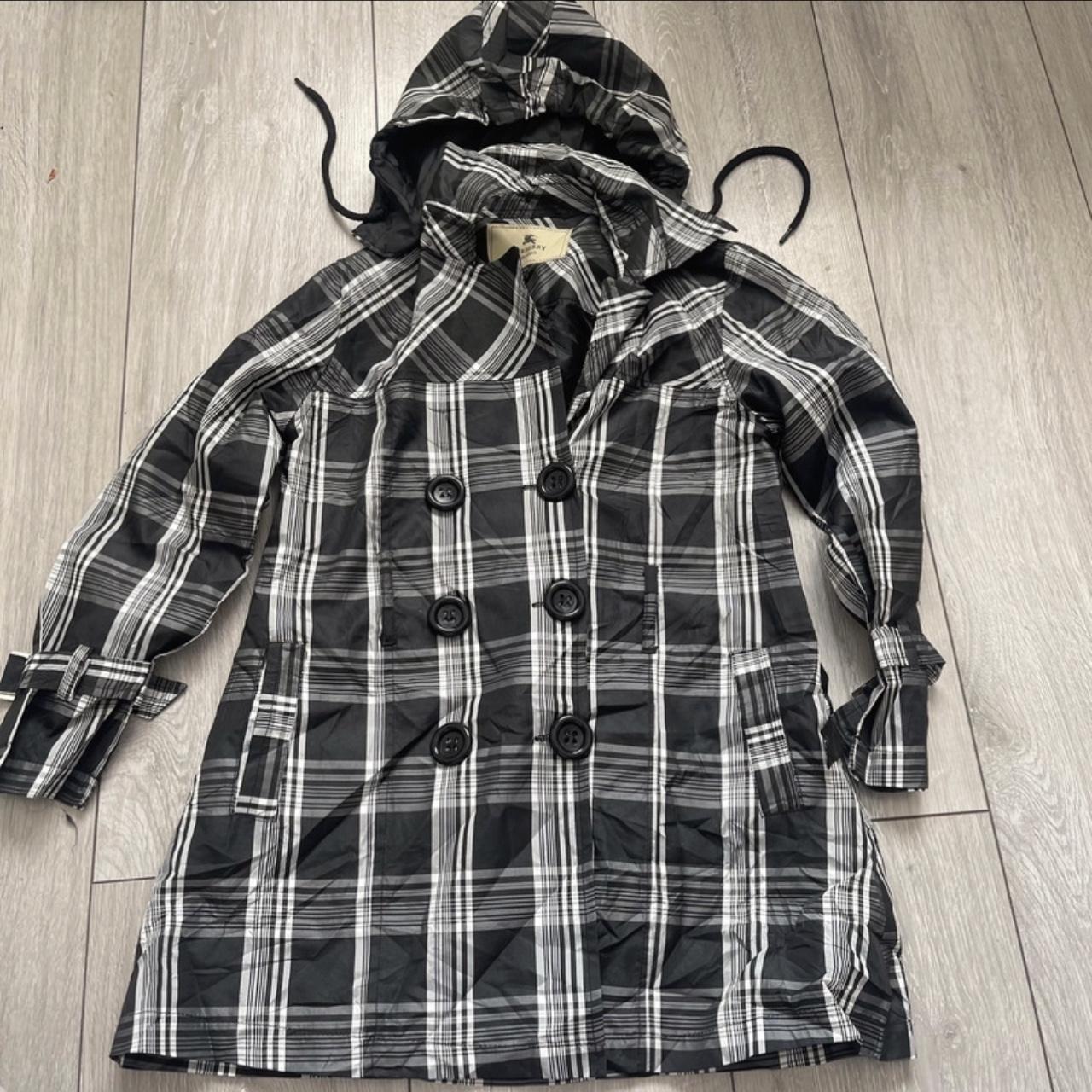 Burberry Mac Black Nova check jacket. Tag says 6 7