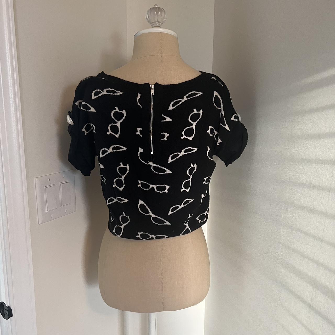 Lourdes Women's Black and White Jumper (3)