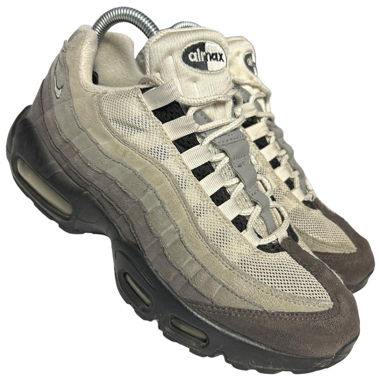 size 6 nike 95s
