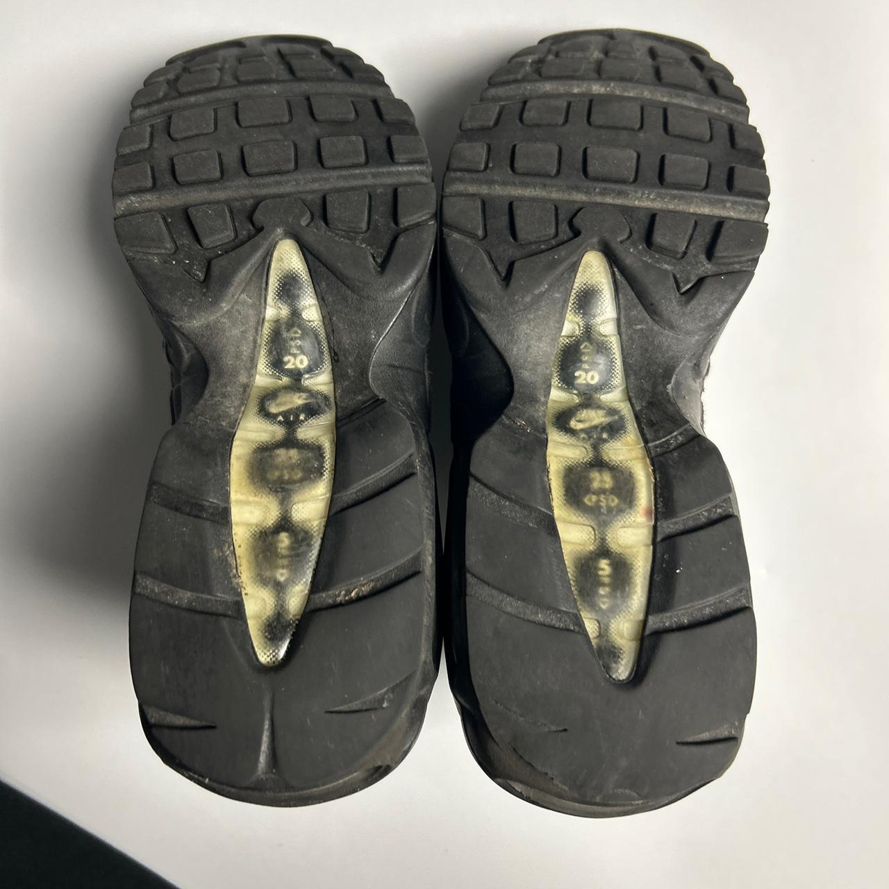 size 6 nike 95s