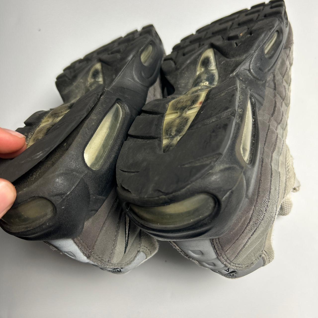 size 6 nike 95s