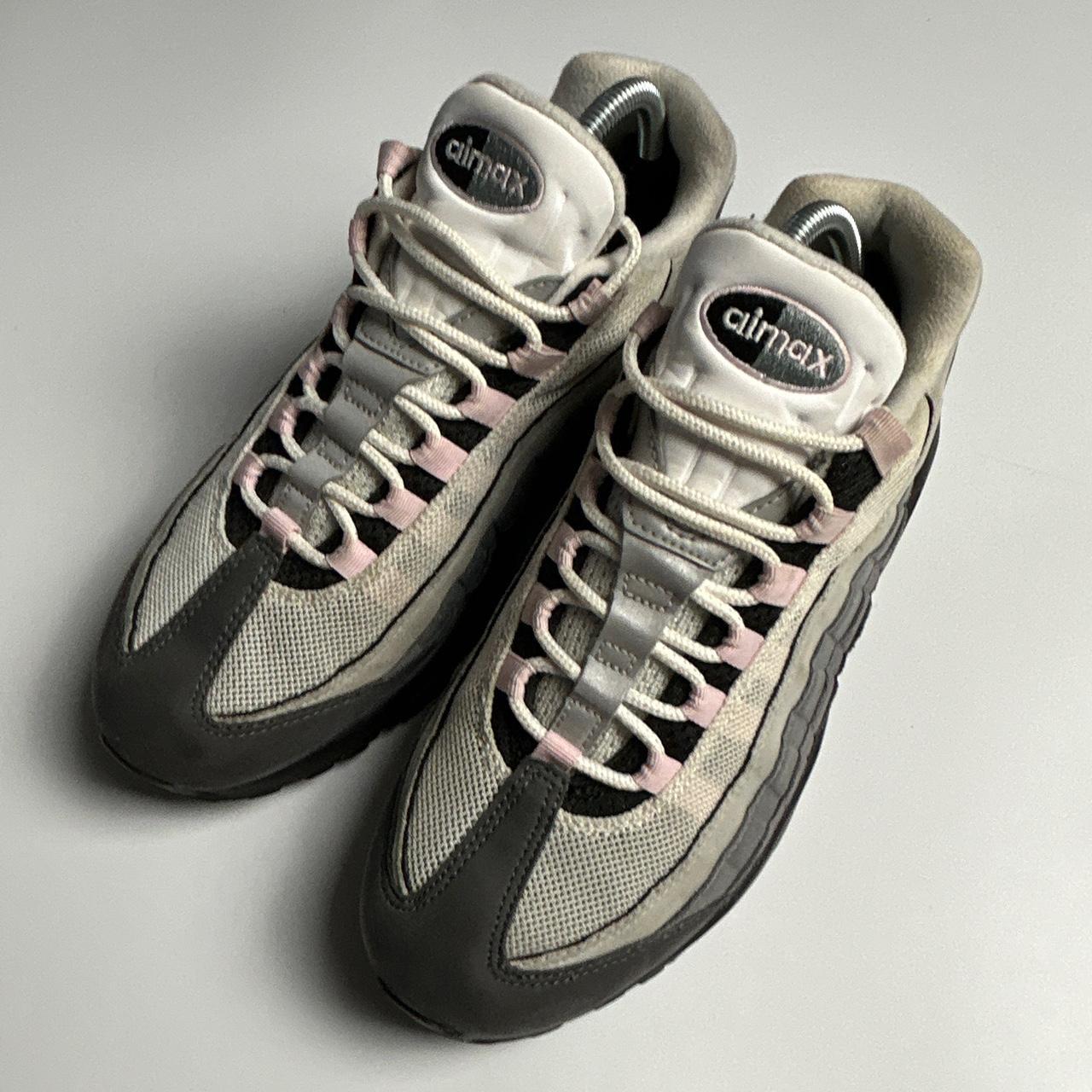 95s nike pink