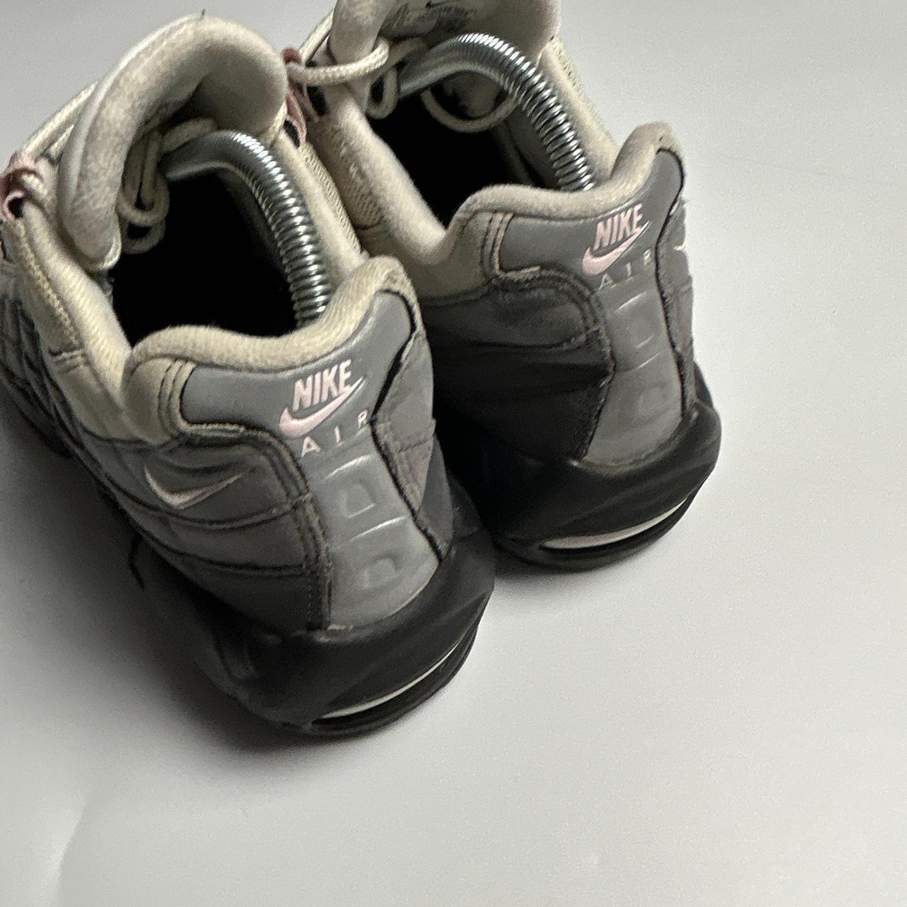 95s nike pink