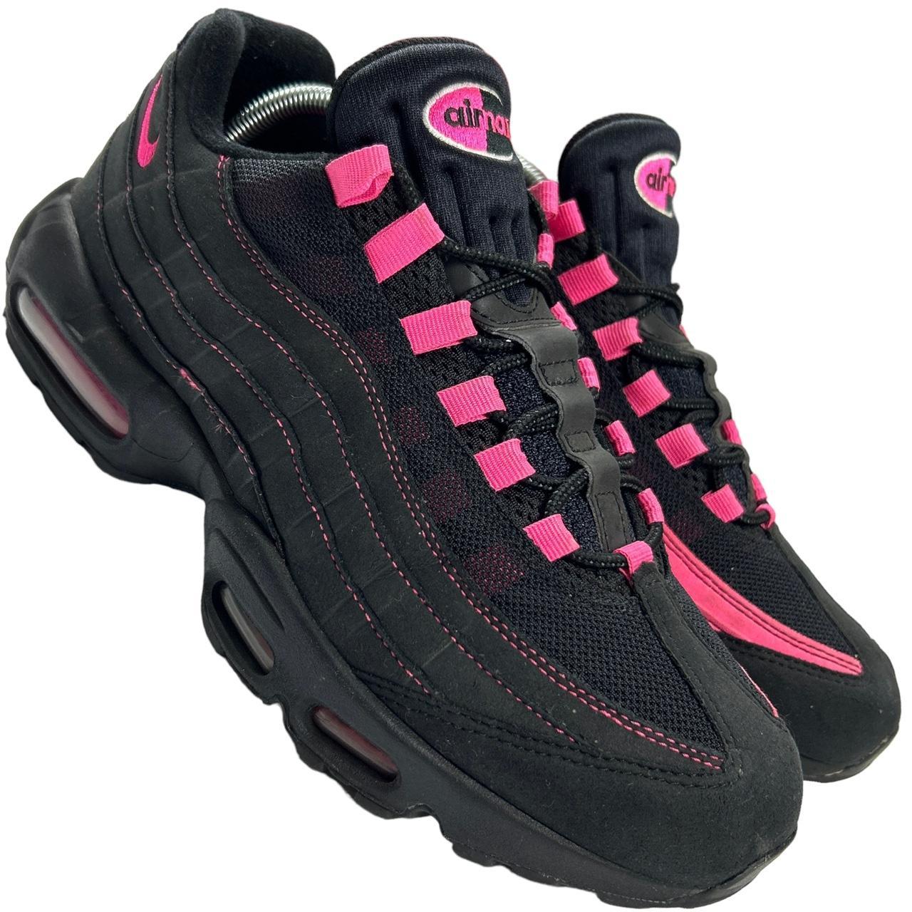 95s black and pink
