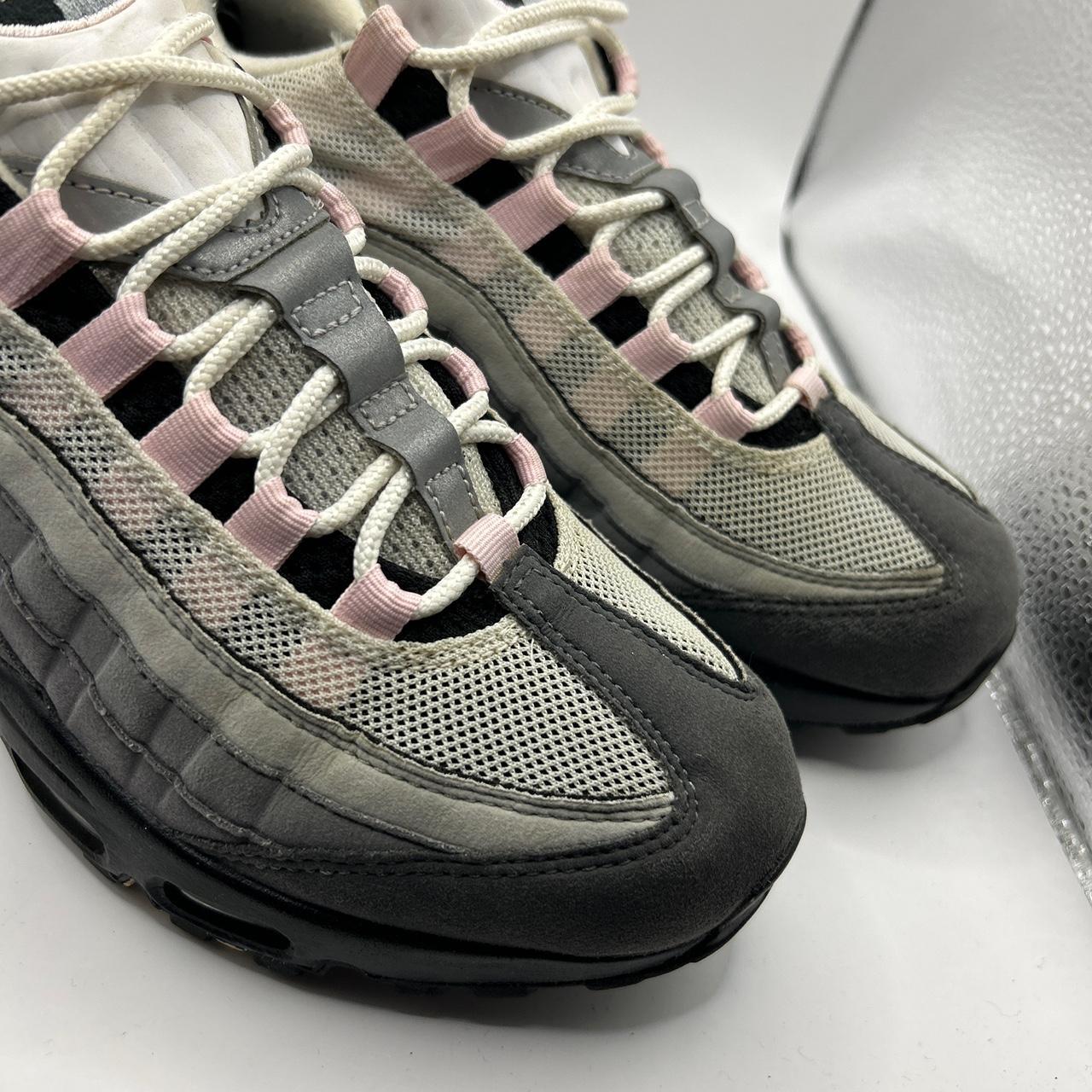 jordan multicolor swoosh