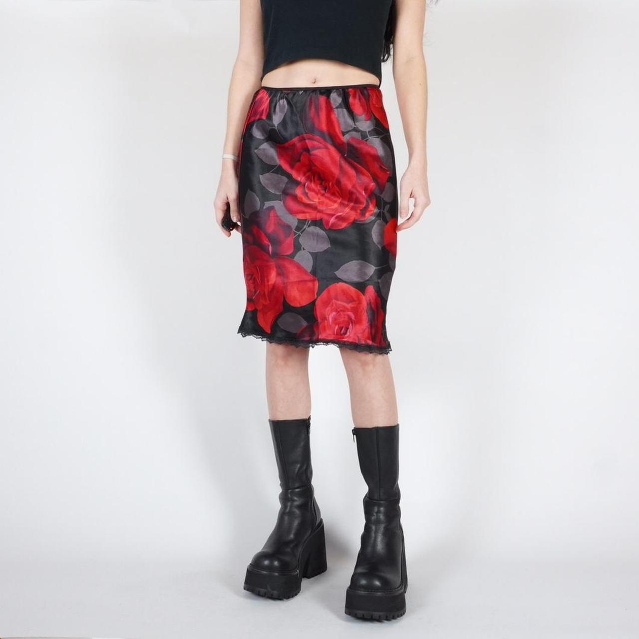 Black pencil skirt outlet with red roses