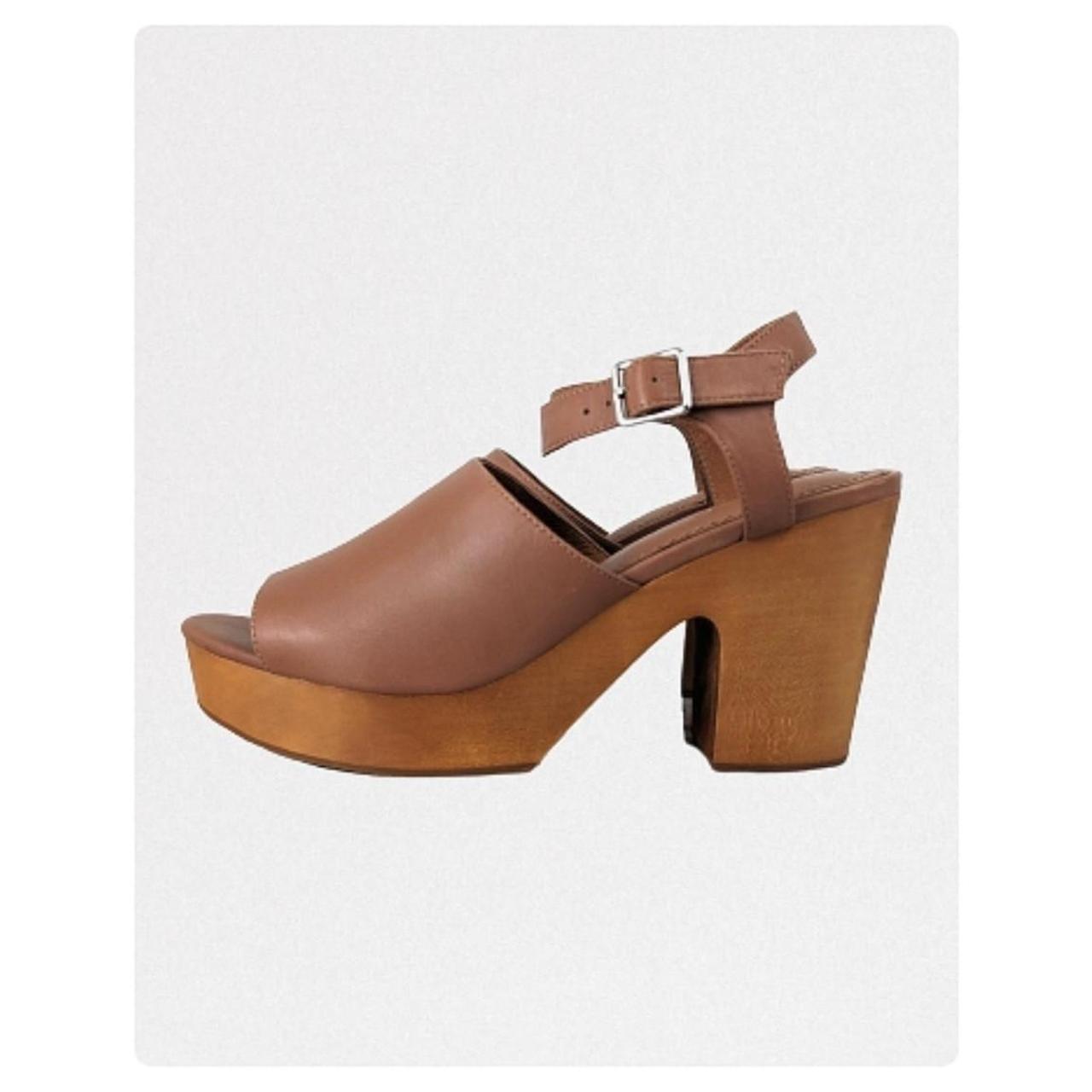 Frye cindy clearance buckle sandal