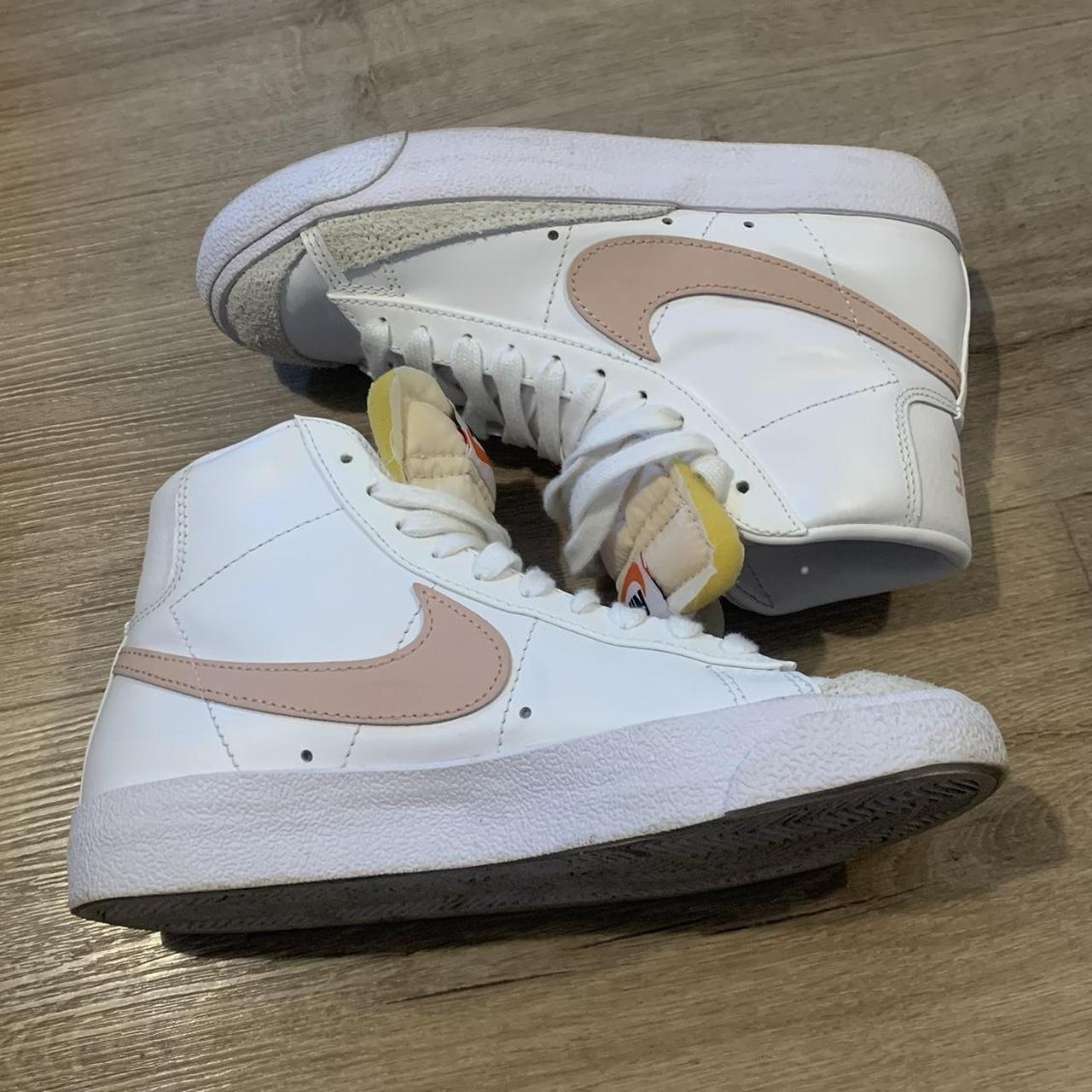 womens pink nike blazer mid 77