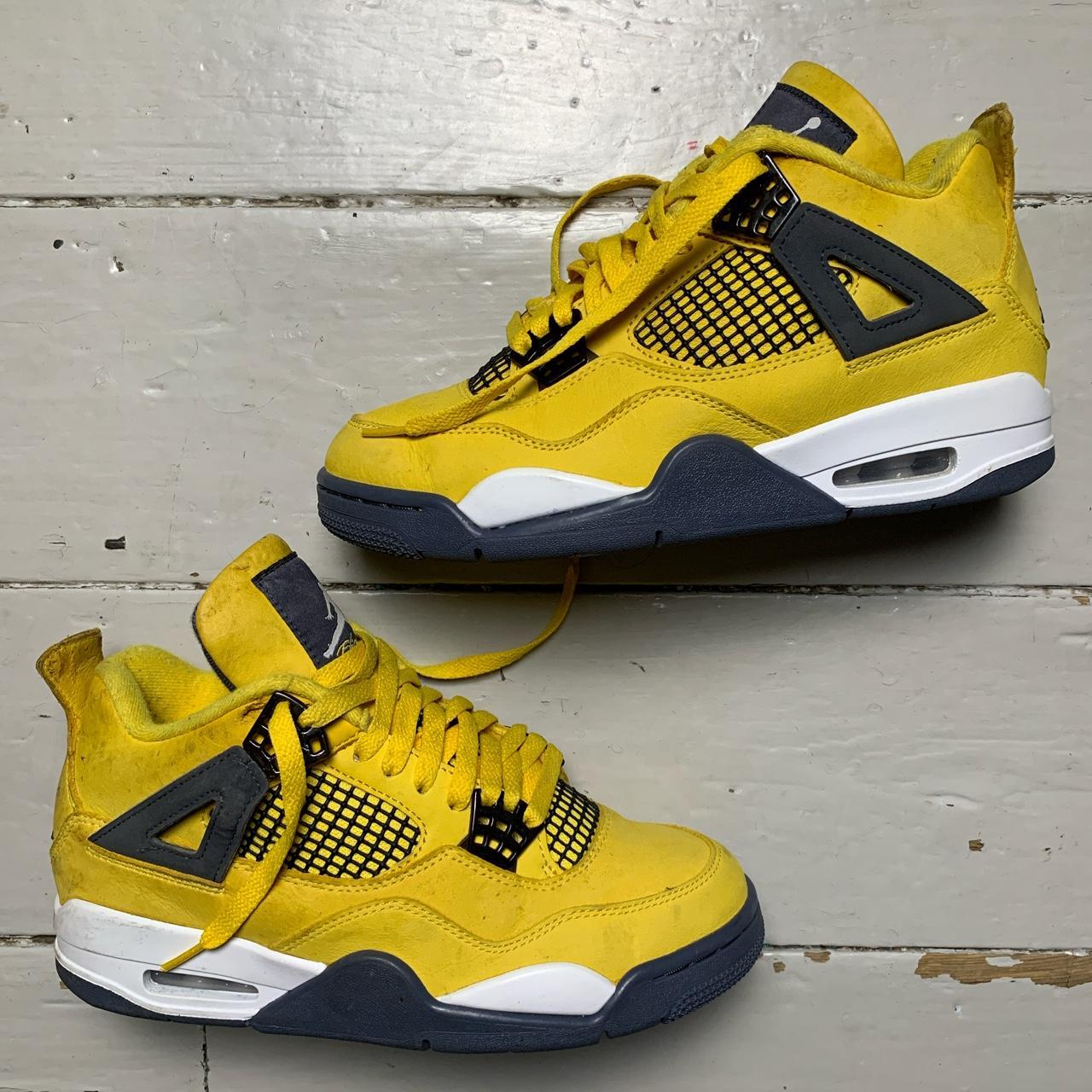 Jordan 4 Yellow Thunder and Black ⚡️ In great... - Depop