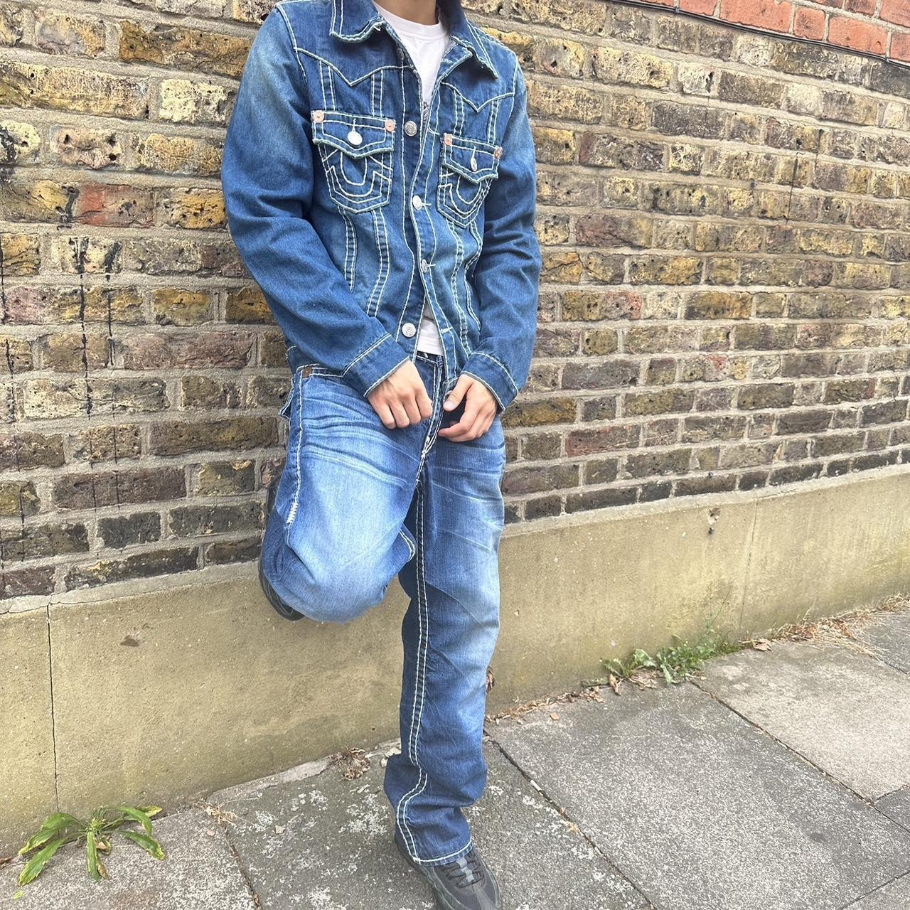 True religion 極太白ステッチ JOEY SUPER T IO True religion 極太白ステッチ JOEY SUPER T IO