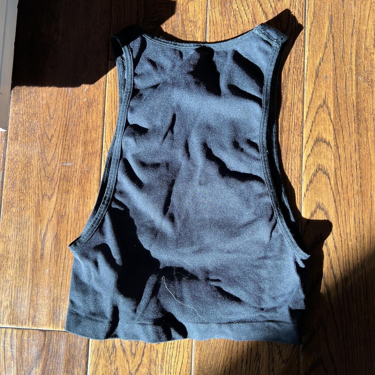 Urban Outfitters Women's Black Crop-top (3)