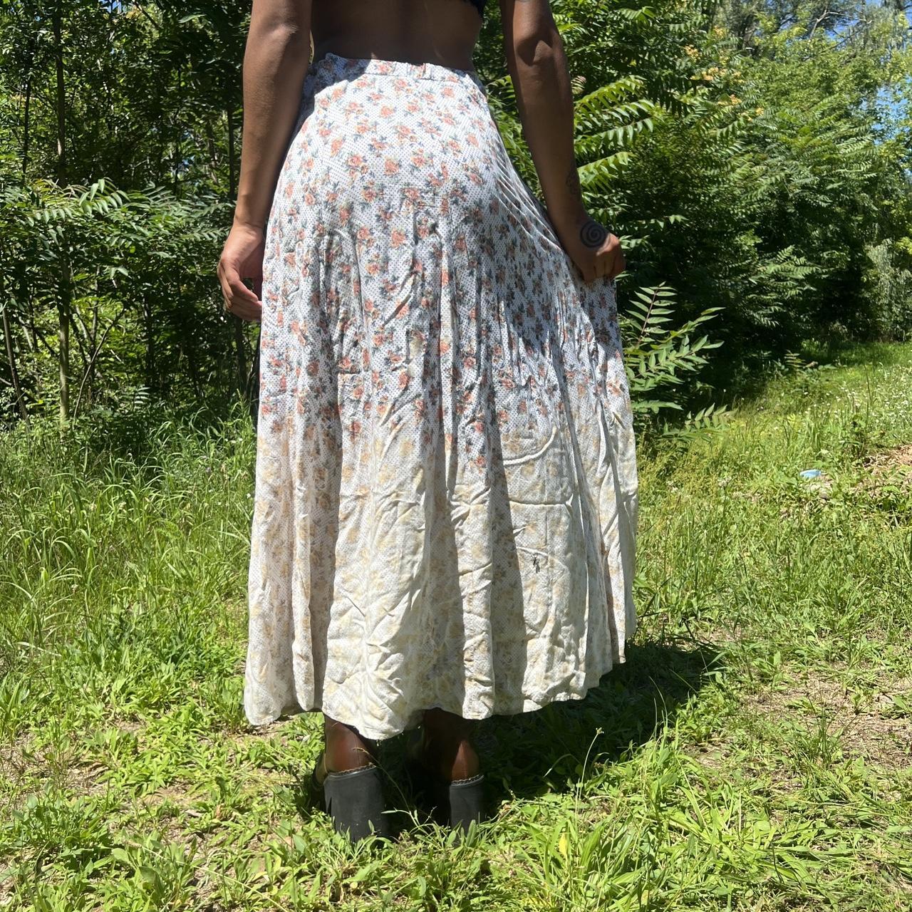 Urban renewal floral skirt. Really gorgeous piece 🪰... - Depop