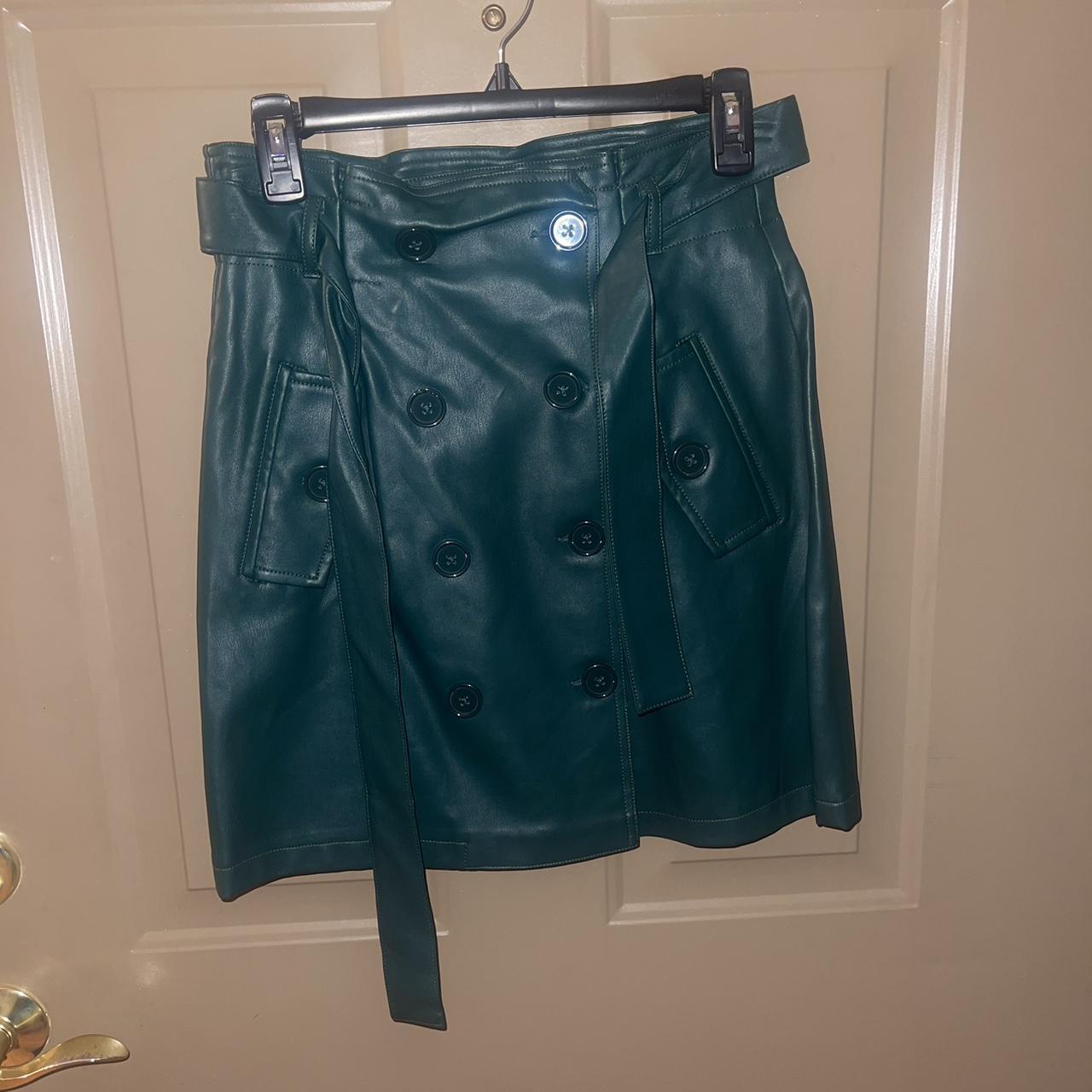 Dark green faux leather skirt from forever 21. Brand