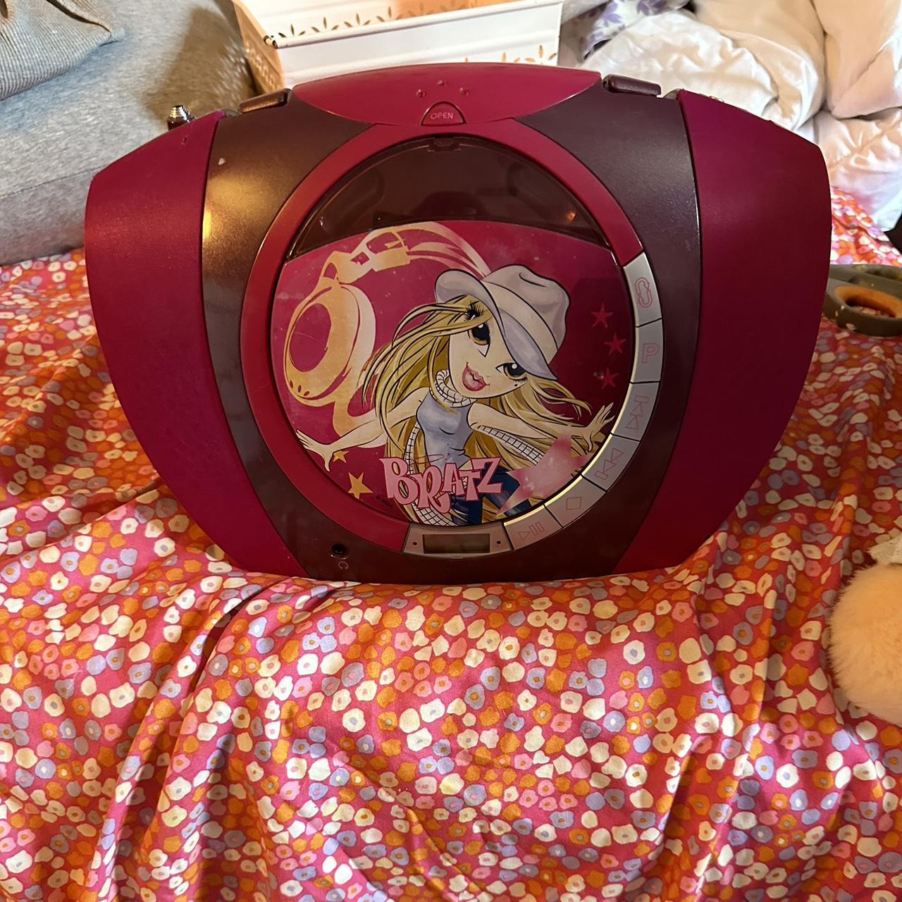 Bratz Y2k 2007 CD Handbag BoomBox