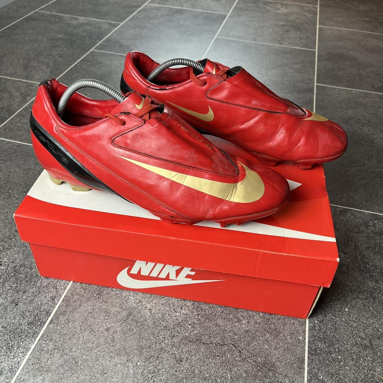 Nike mercurial Vapor IV SG football boots lace... - Depop