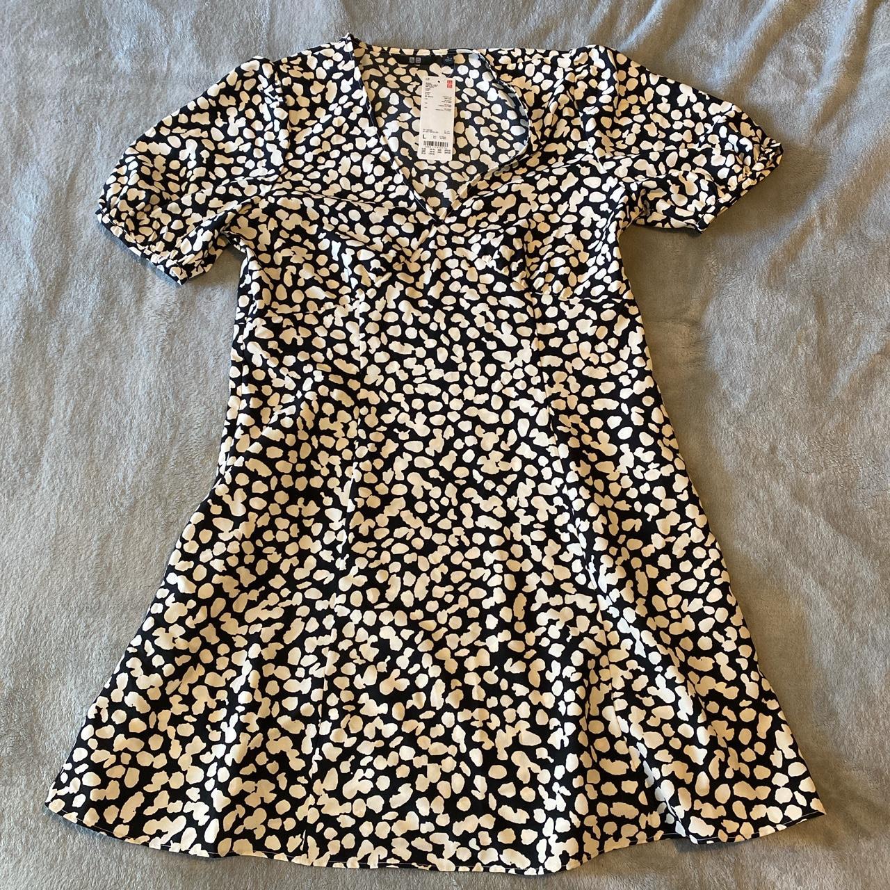 UNIQLO black cream spot print dress Size L, fits... - Depop