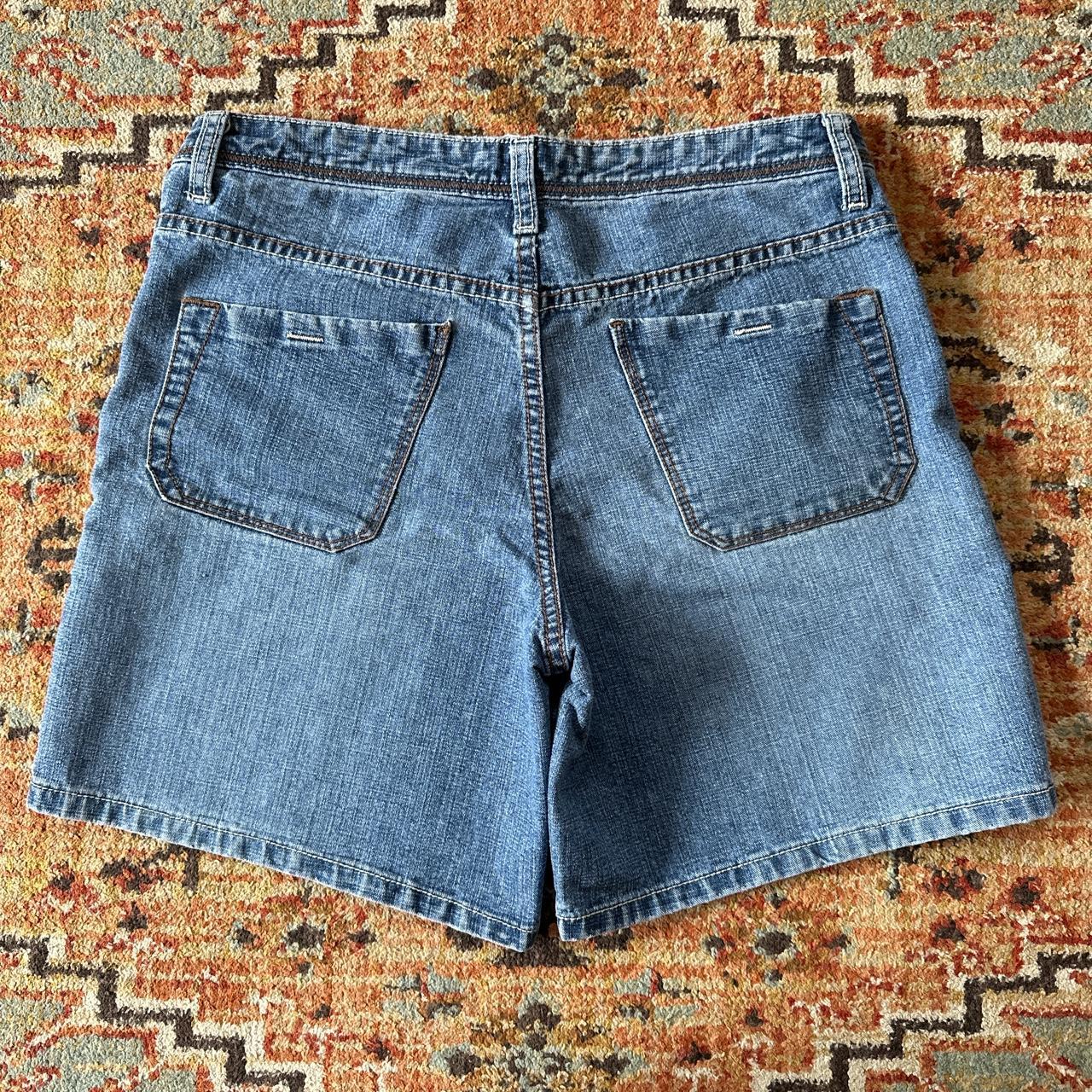 Faded Glory Women's Blue and Navy Shorts | Depop