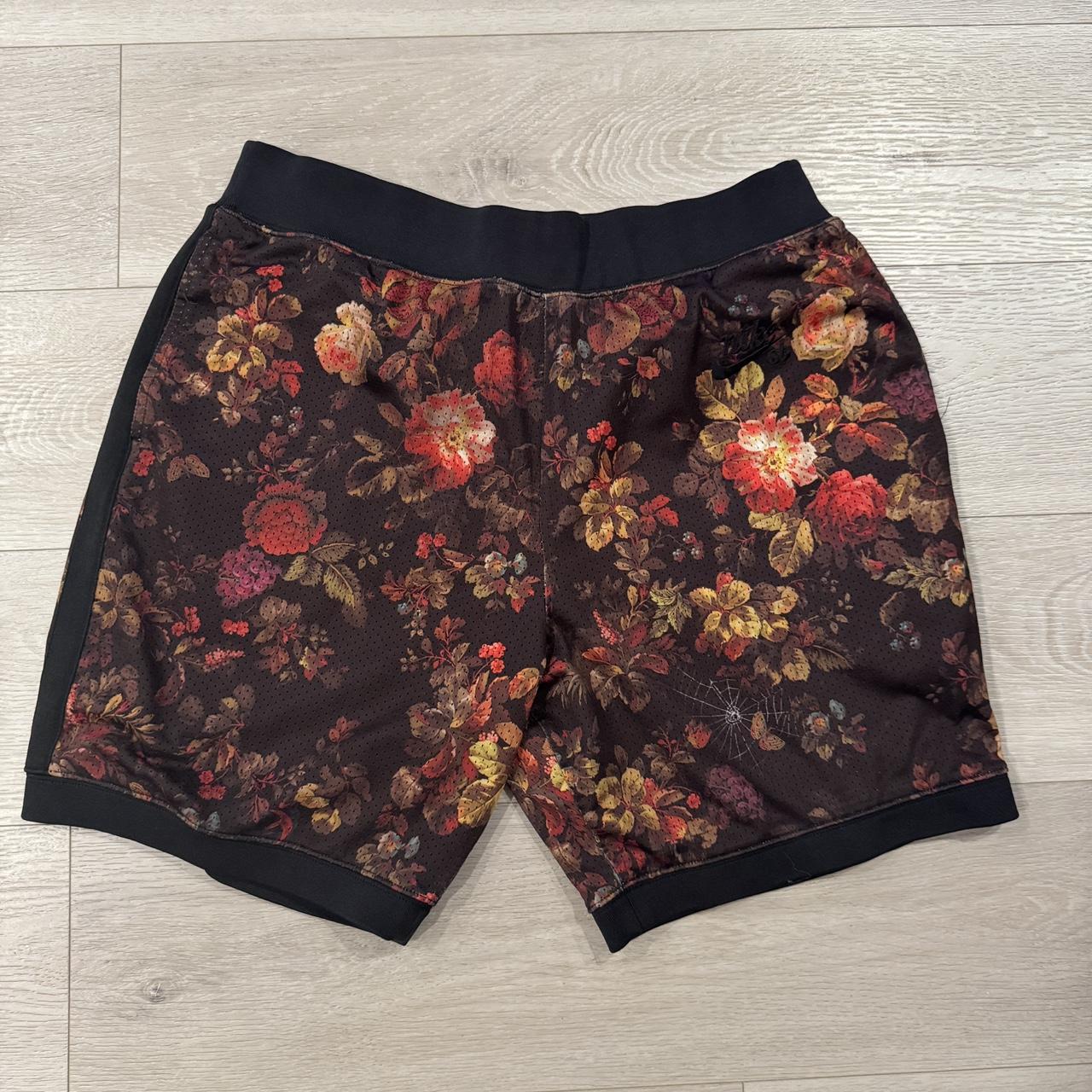 Nike sb floral shorts online