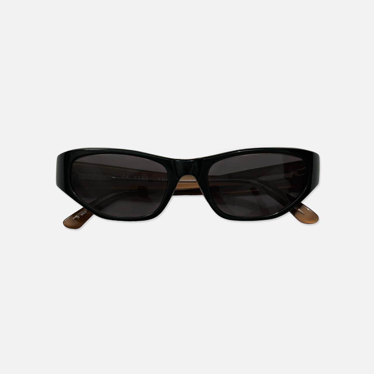 Ellen Tracy Women's Black and Tan Sunglasses | Depop