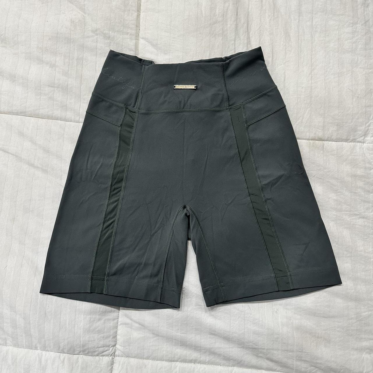 Gymshark x Whitney Simmons shorts 🫶🏼✨, Size