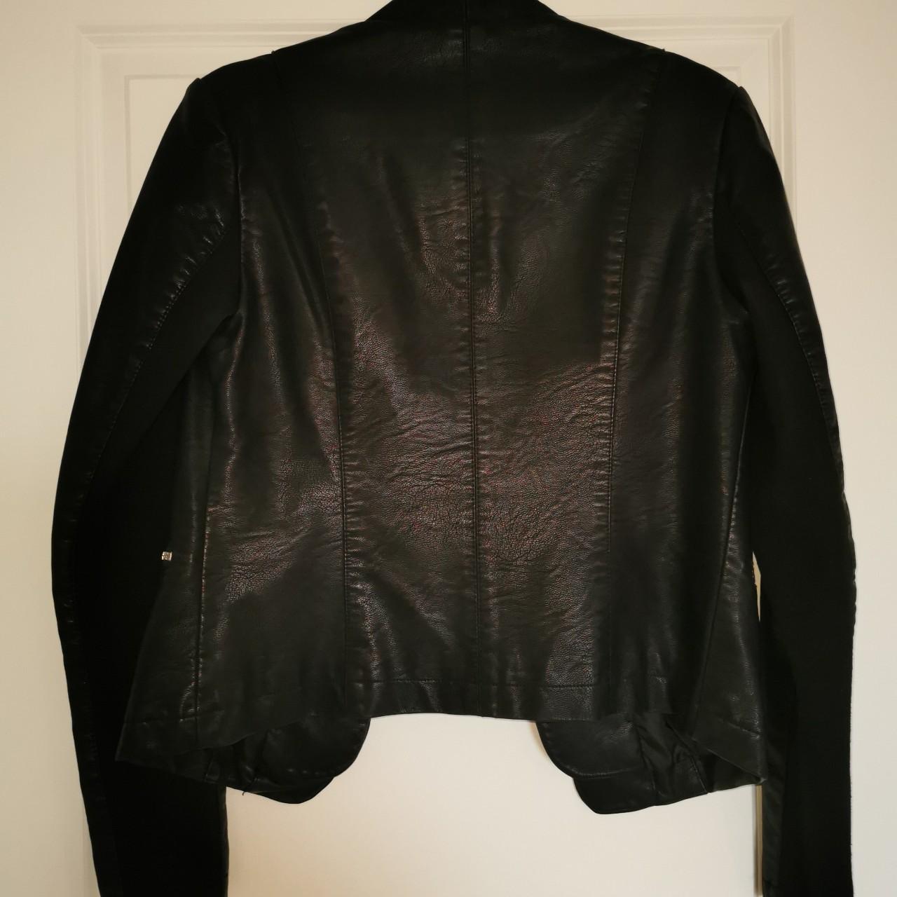 New Look Women's Black Jacket Depop