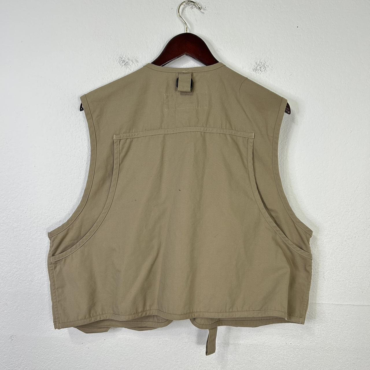 Columbia fishing vest. MEASUREMENTS chest(pit to - Depop