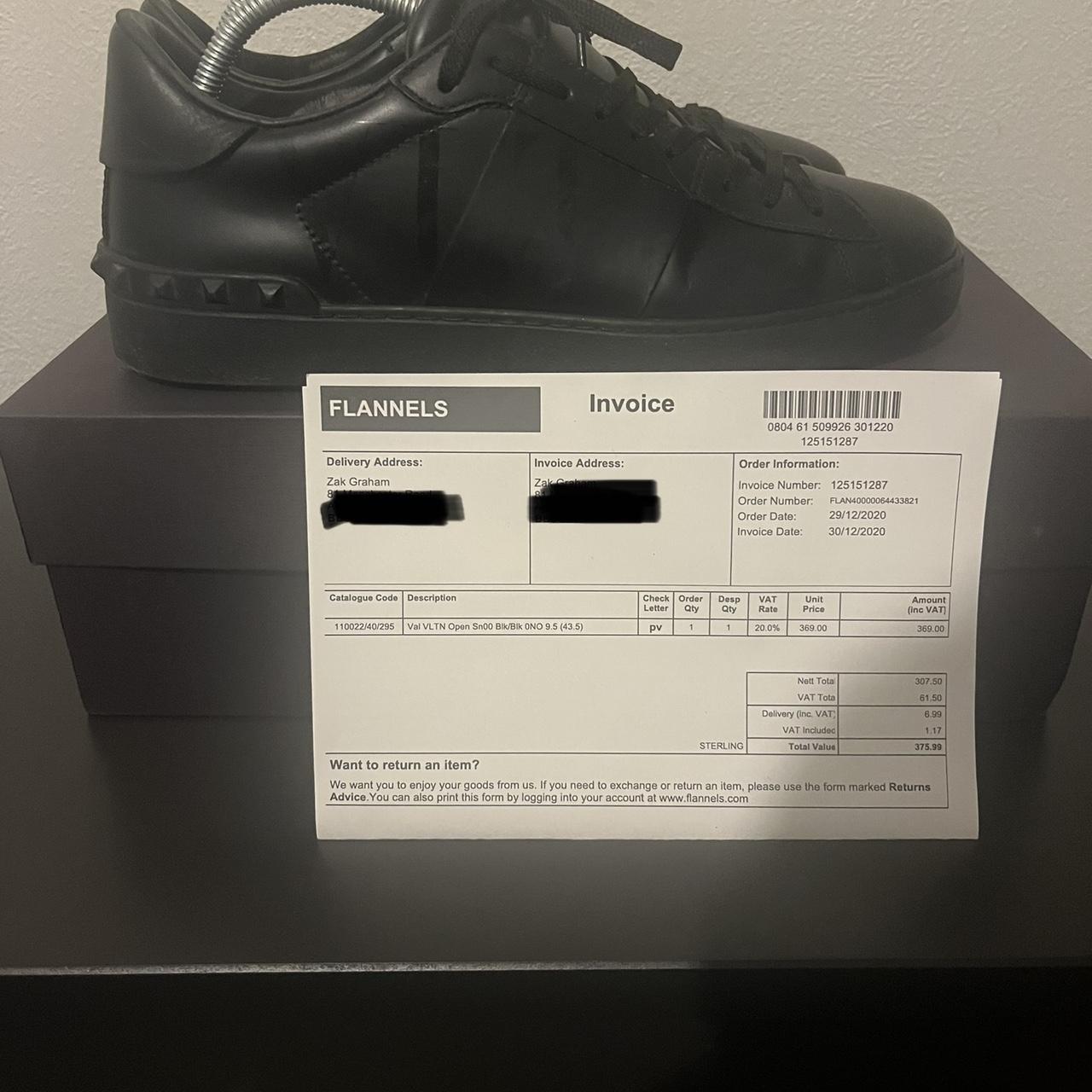 Valentino trainers sales all black