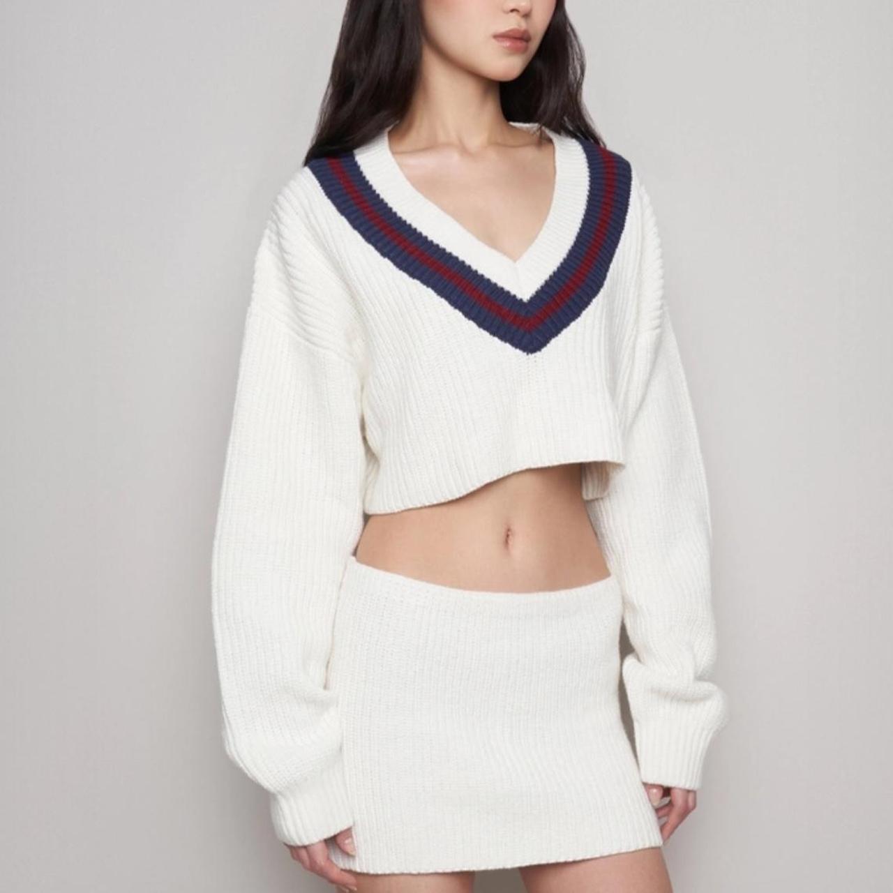 Champion white 2025 cropped sweater