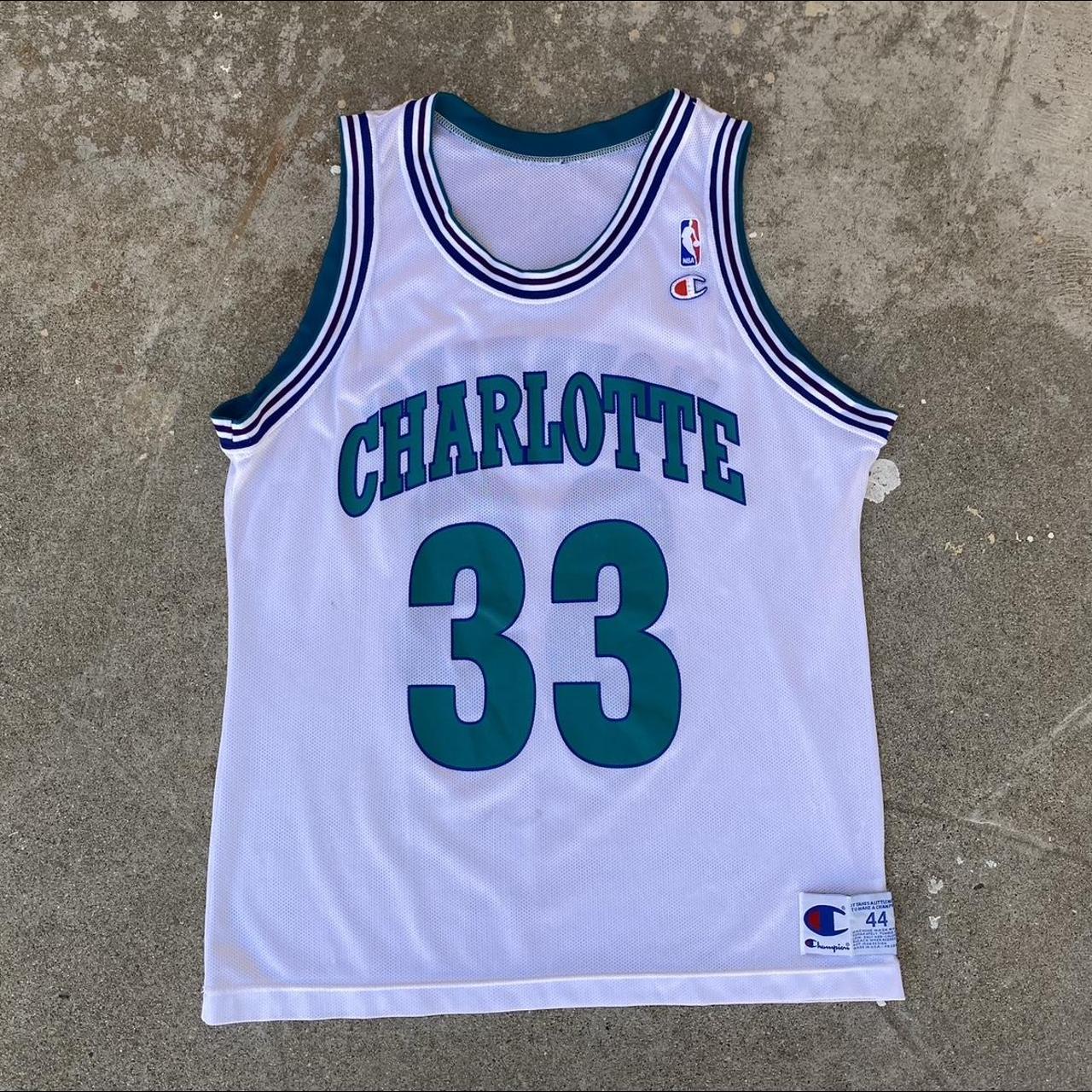 Vintage Champion Charlotte Hornets Alonzo Mourning Jersey