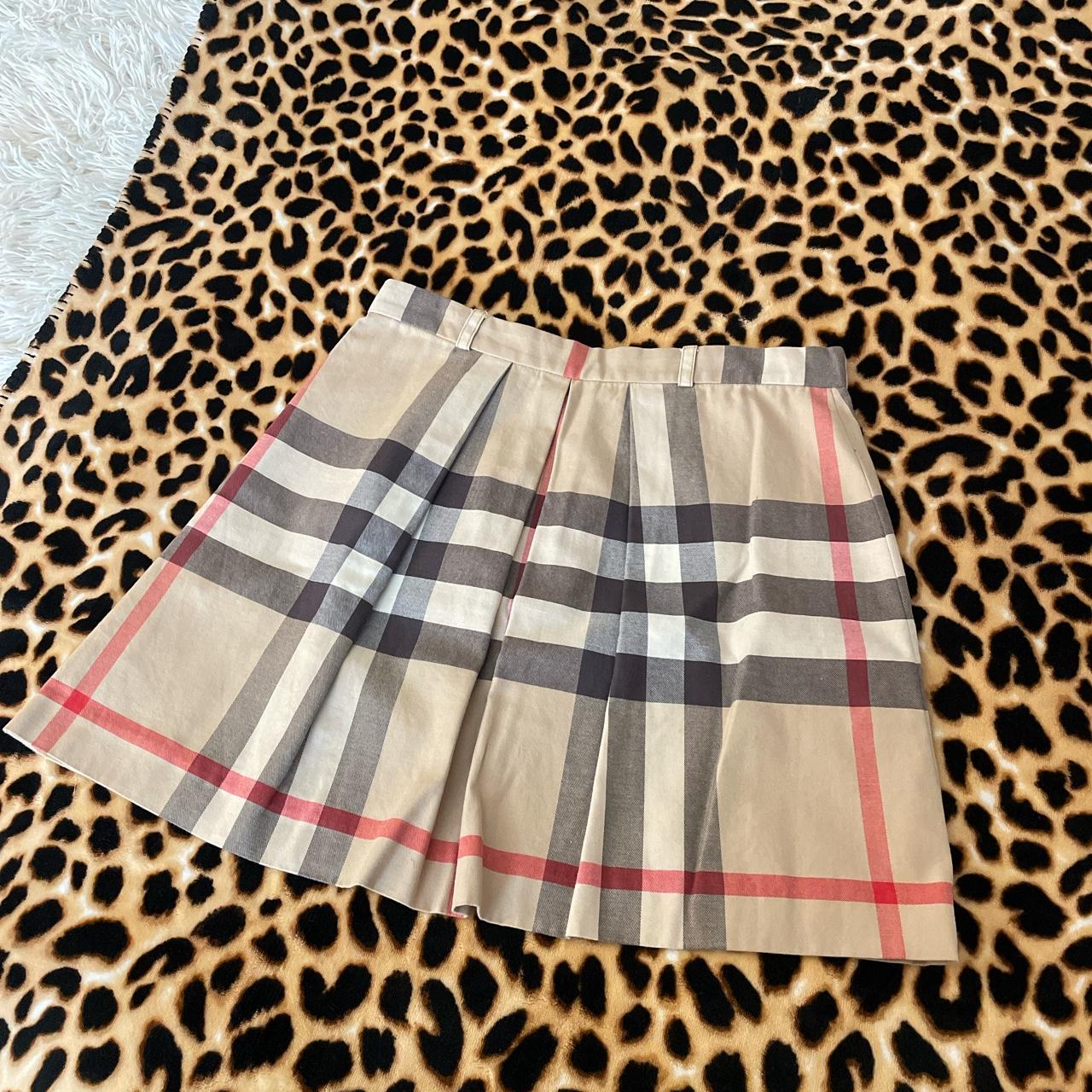 Burberry skirt childrens 14Y, fits size small, 2 / 4 Depop