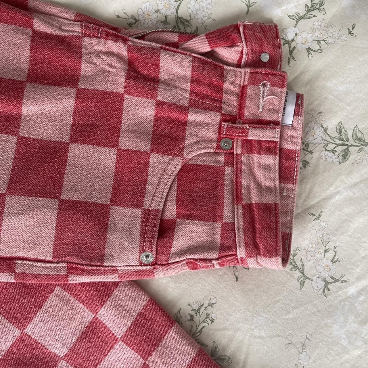 Zara pink checkered straight leg jeans - Depop